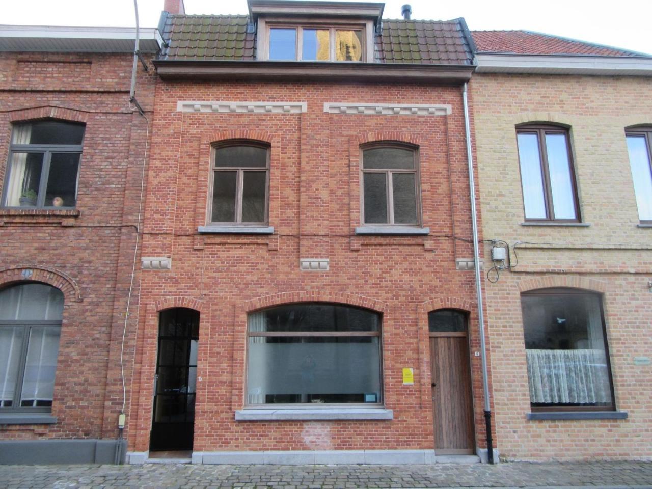 Studio In Ieper With Terrace Exterior foto